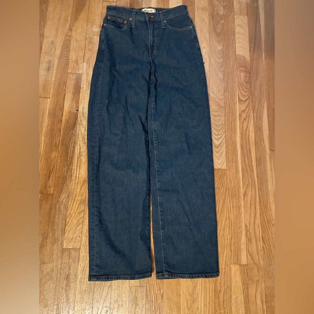 The Perfect vintage wide leg dark jean size 26